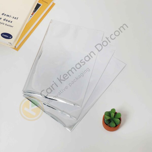Center Seal Glossy Ukuran 140 x 220 mm - Image 4