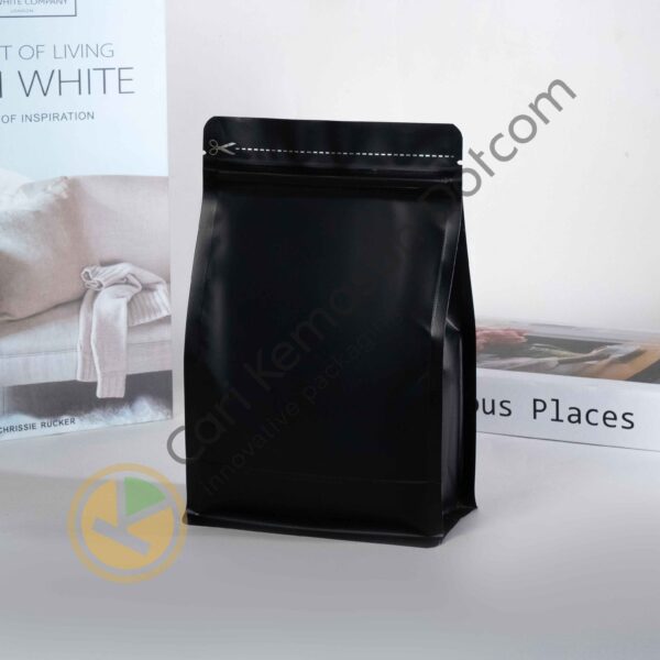 Flat Bottom Hitam Ukuran 130 x 200 x 70 mm