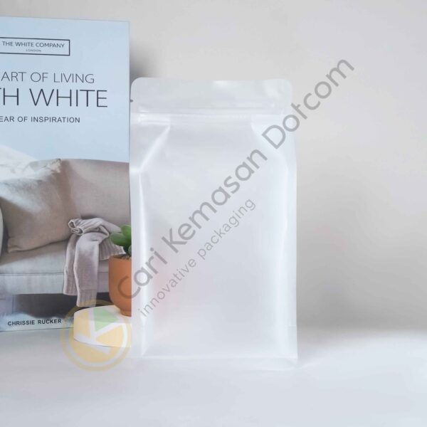 Matte Bottom + Handle Buram Transparan Ukuran 160 x 260 x 80 mm
