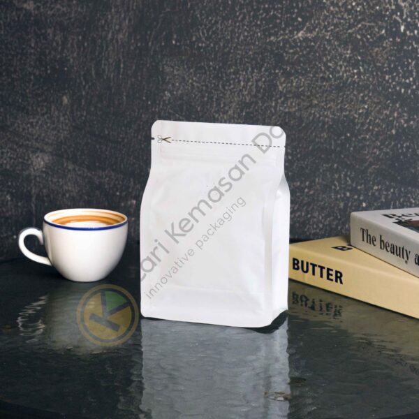 Flat Bottom + Valve Putih Ukuran 140 x 270 x 80 mm - Image 2