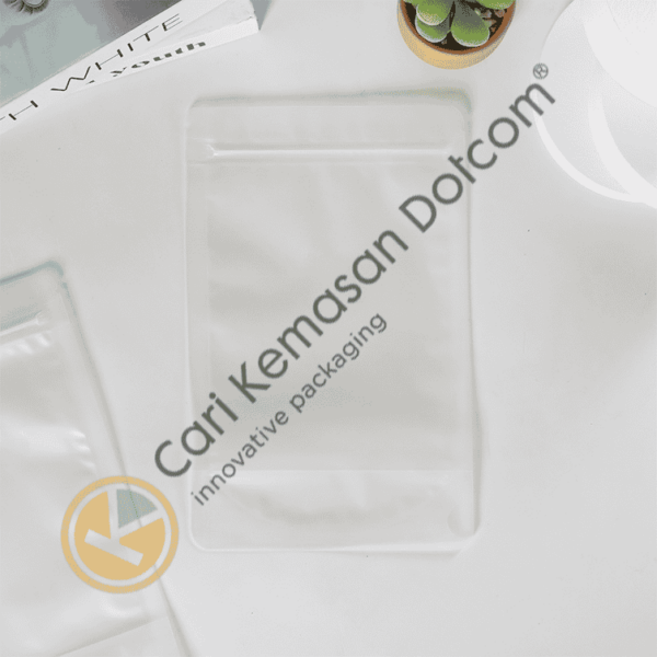 Standing Pouch Ziplock Matte Transparant Ukuran 160 x 270 mm - Image 3