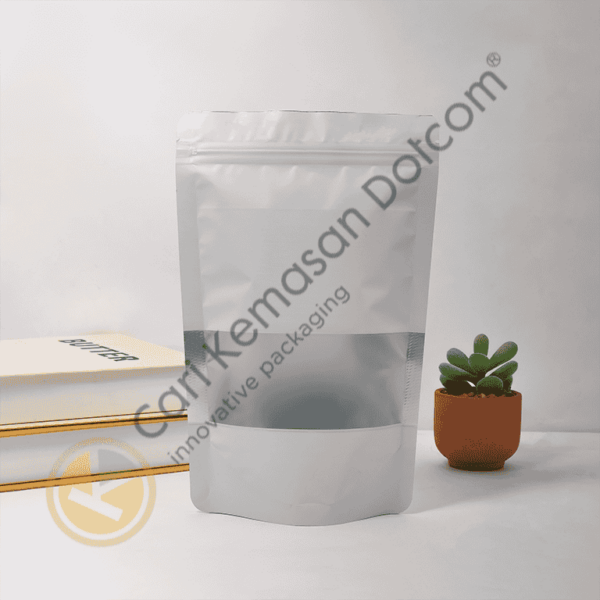 Standing Pouch Ziplock Window Putih Ukuran 160 x 240 mm